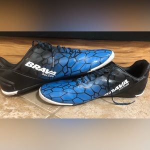 Brava Mens Indoor Soccer Shoes Lace Up Sports Black Blue Mens Size 13.
